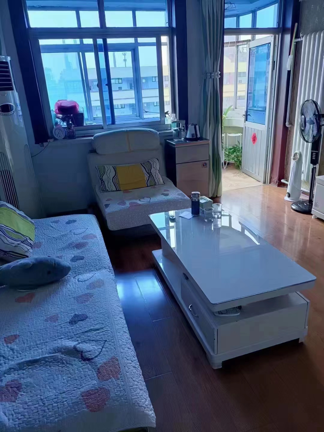 光明小學(xué)附近