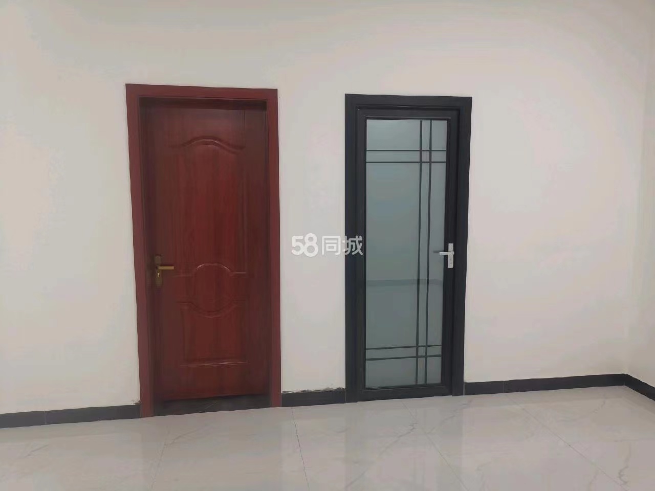西嶺湖兩室一廳一廚一衛(wèi)找人合租 女性
