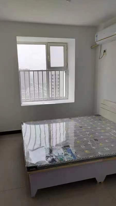出租安泰城西電梯房三室