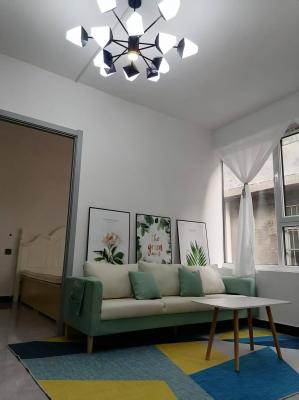 白鶴小學(xué)對面兩居室三居室出租長期有效