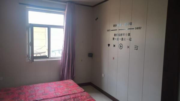 出租中央公館勞動(dòng)局附近一室一衛(wèi)