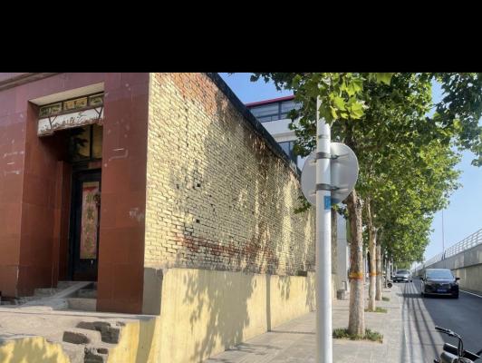 白鶴小學(xué)附近