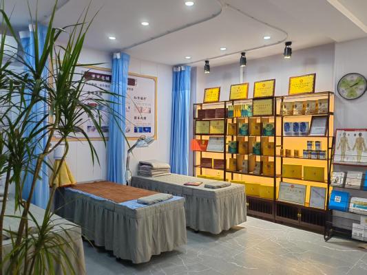 高薪誠聘養(yǎng)生推拿理療師